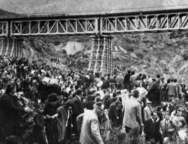 Η τραγωδία στο Γοργοπόταμο: Νάρκη σκοτώνει 13 άτομα (βίντεο)